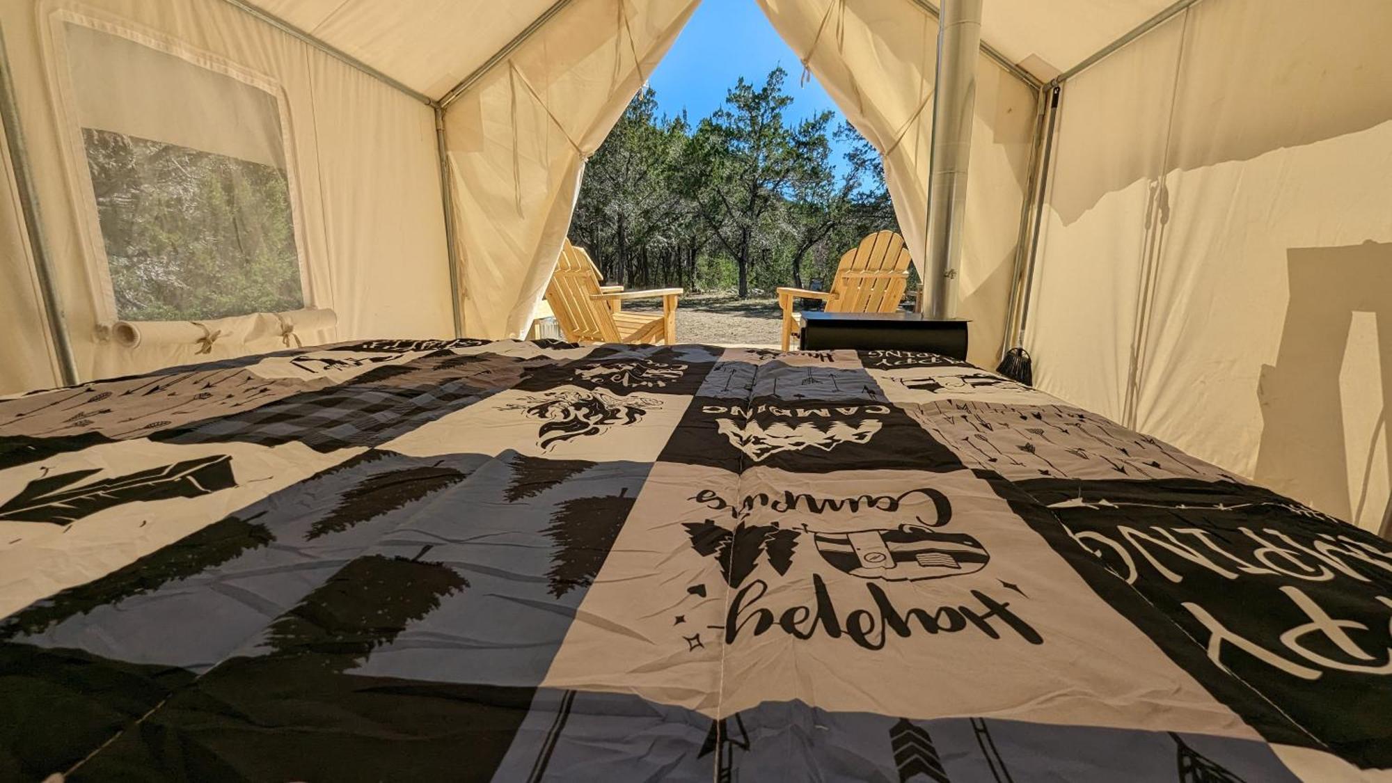 A Peace Of Heaven Cabins And Rv Vanderpool Екстериор снимка