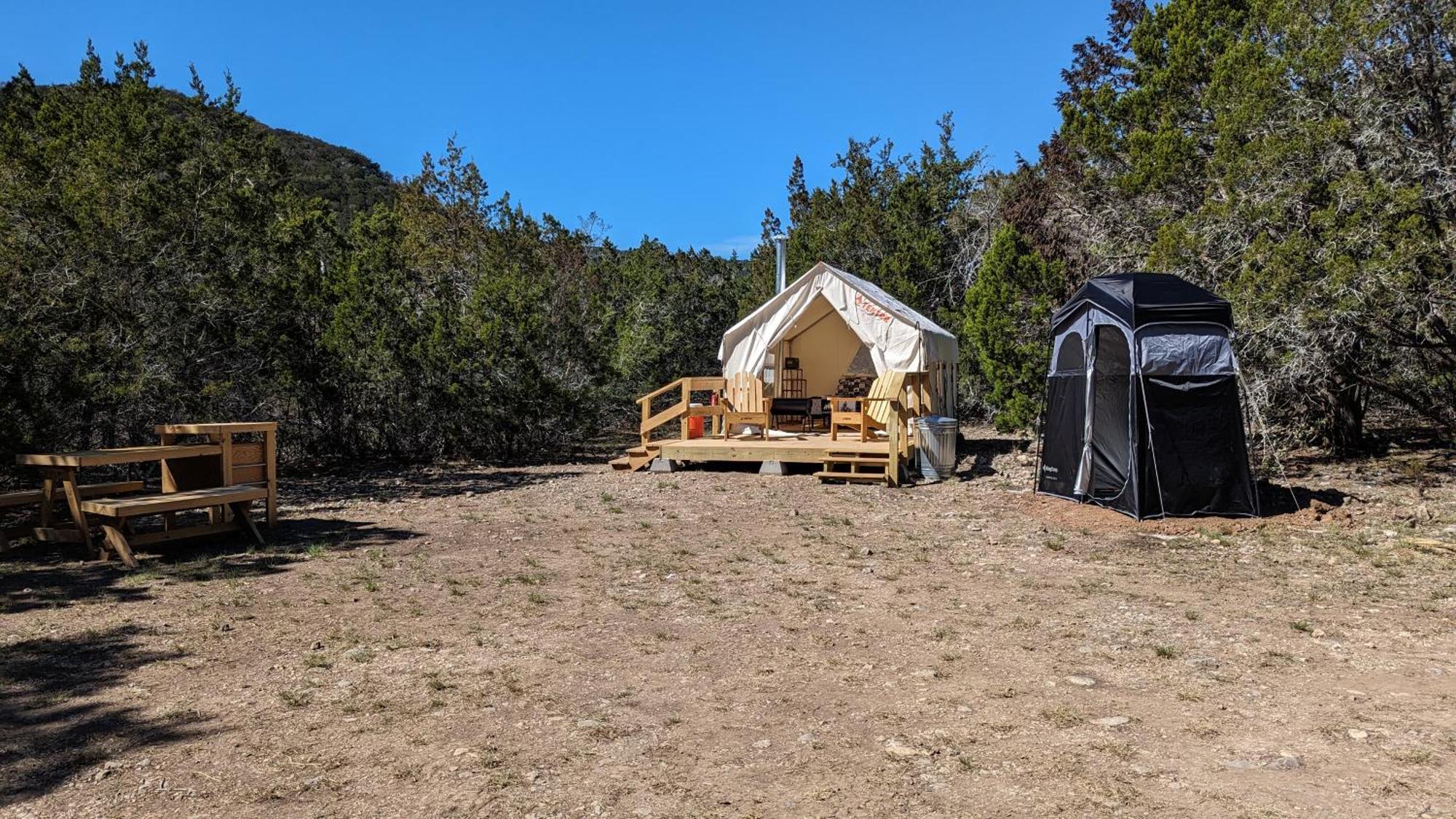 A Peace Of Heaven Cabins And Rv Vanderpool Екстериор снимка